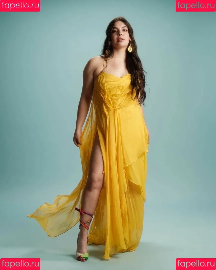 Isabella Gomez Onlyfans Photo Gallery 