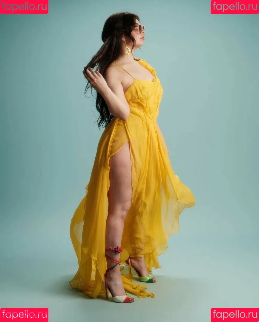 Isabella Gomez Onlyfans Photo Gallery 
