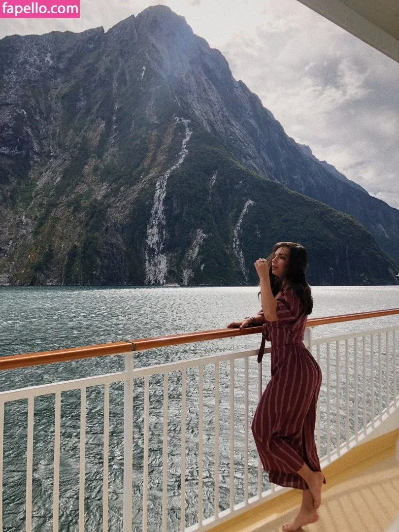 Isabella Gomez Onlyfans Photo Gallery 