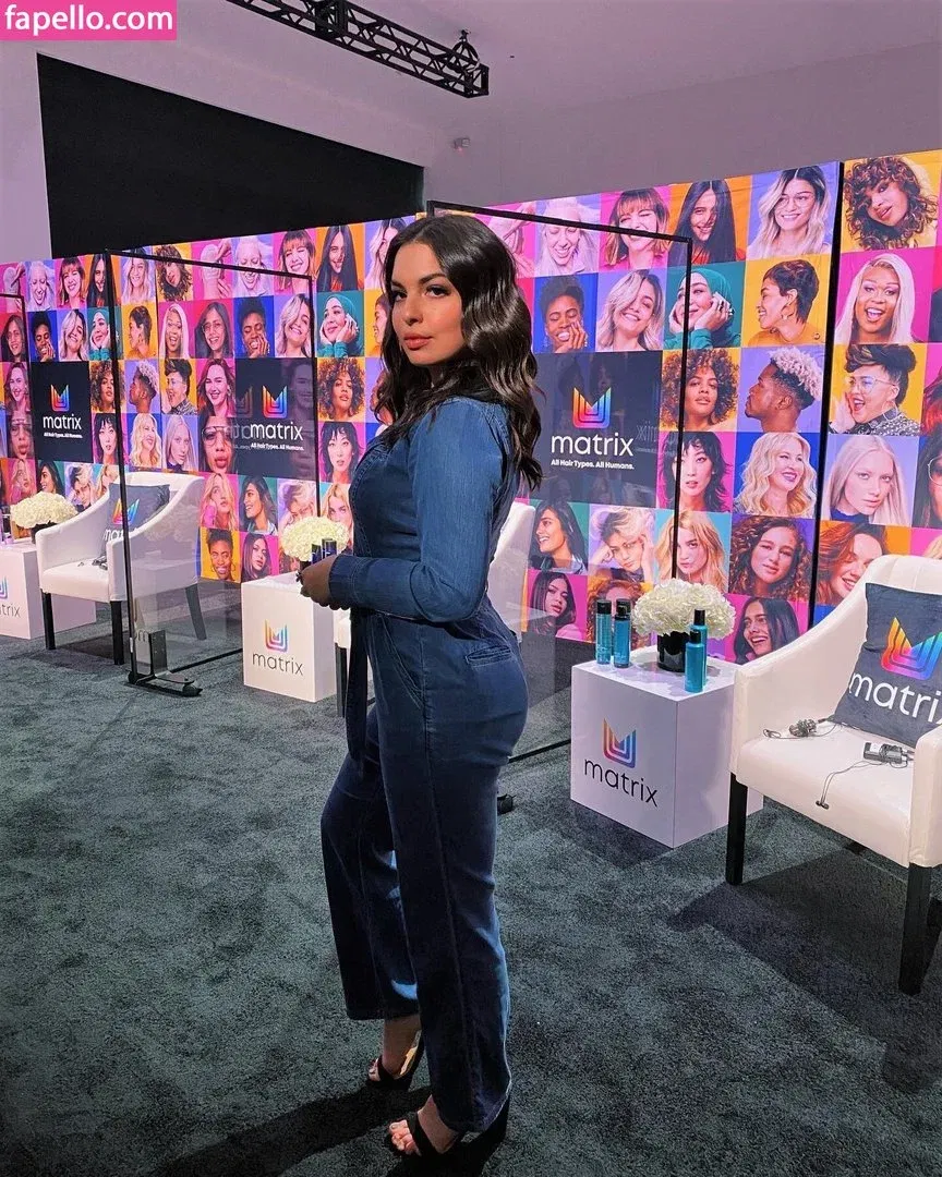 Isabella Gomez Onlyfans Photo Gallery 