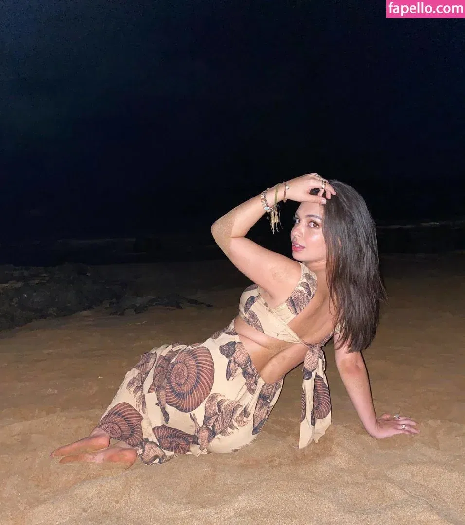 Isabella Gomez Onlyfans Photo Gallery 