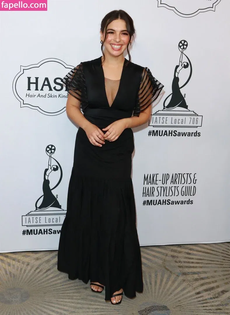 Isabella Gomez Onlyfans Photo Gallery 