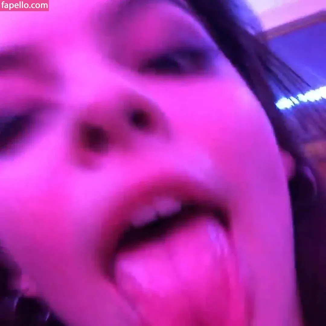 Isabella Gomez Onlyfans Photo Gallery 