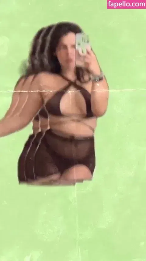 Isabella Gomez Onlyfans Photo Gallery 