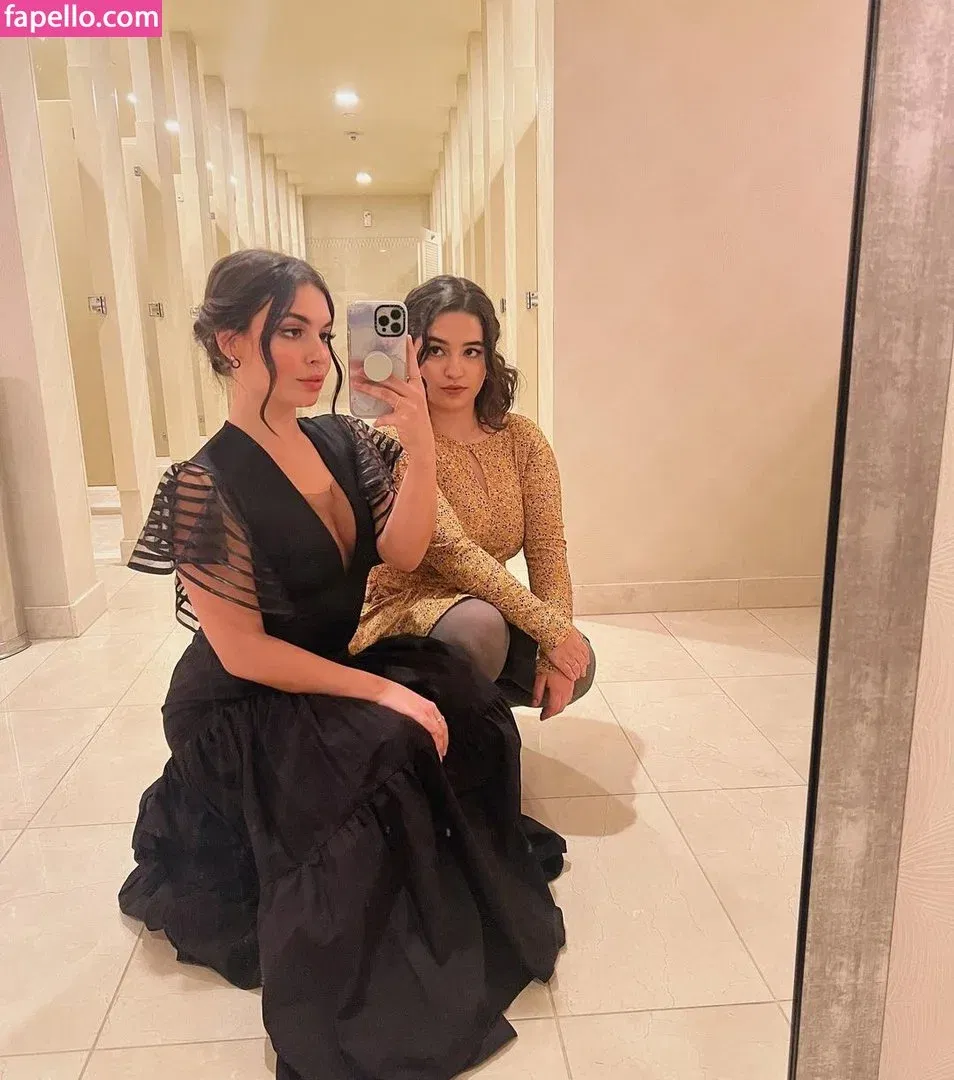 Isabella Gomez Onlyfans Photo Gallery 