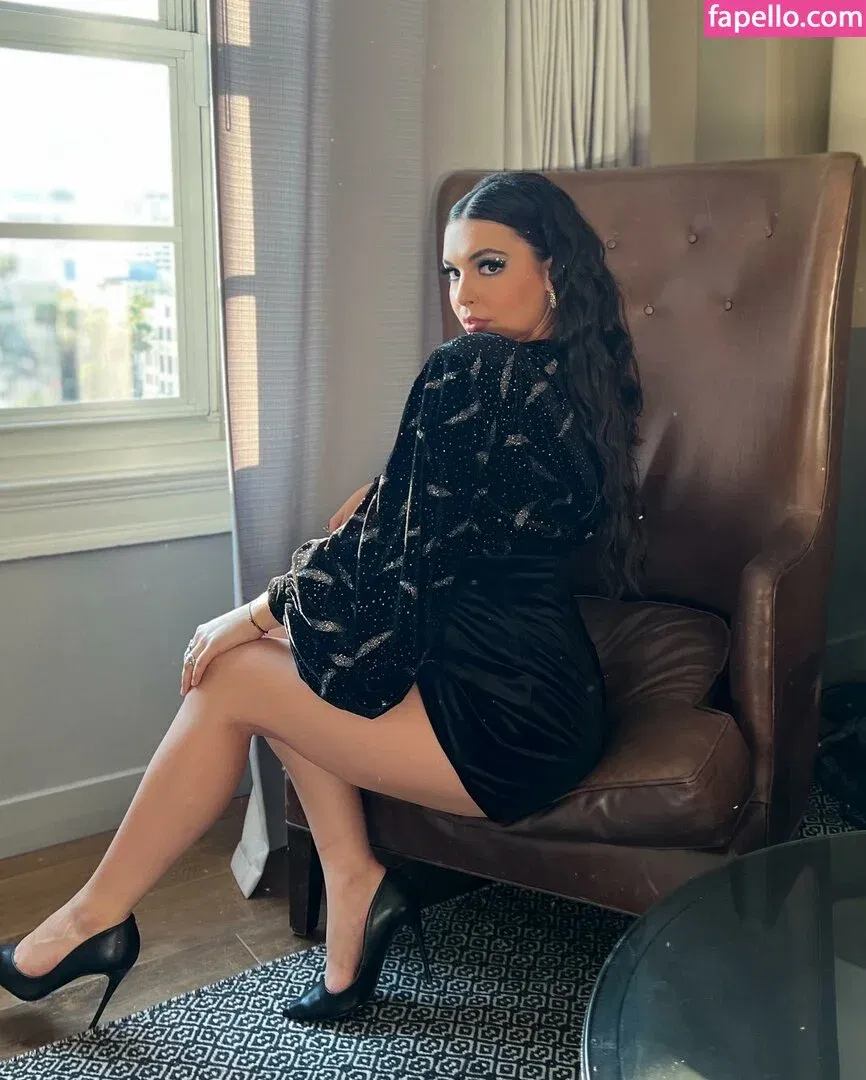 Isabella Gomez Onlyfans Photo Gallery 