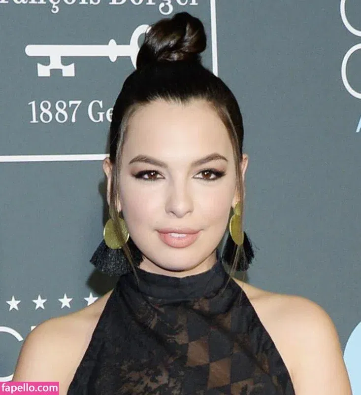 Isabella Gomez Onlyfans Photo Gallery 