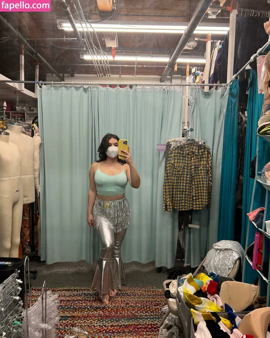 Isabella Gomez Onlyfans Photo Gallery 