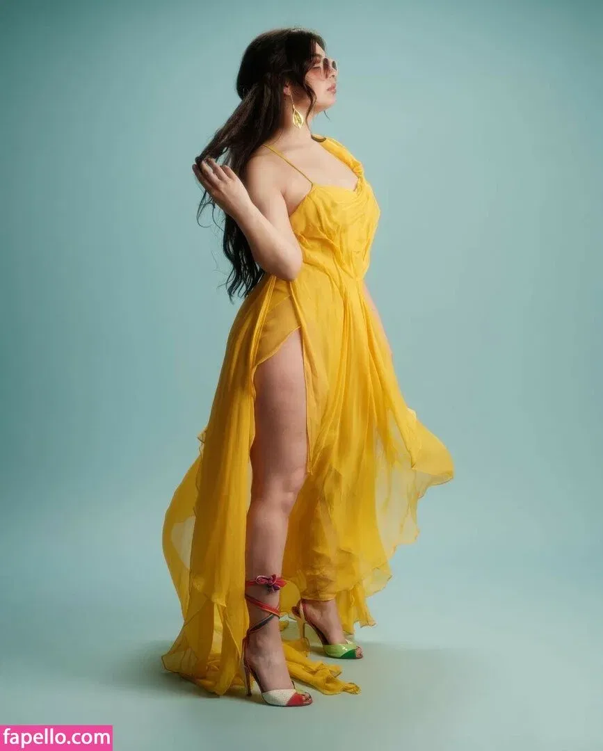 Isabella Gomez Onlyfans Photo Gallery 