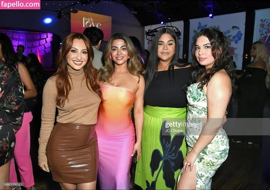 Isabella Gomez Onlyfans Photo Gallery 