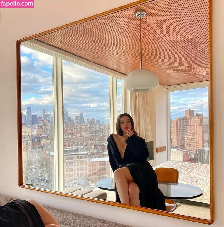 Isabella Gomez Onlyfans Photo Gallery 