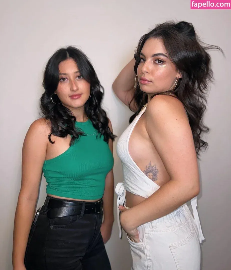 Isabella Gomez Onlyfans Photo Gallery 