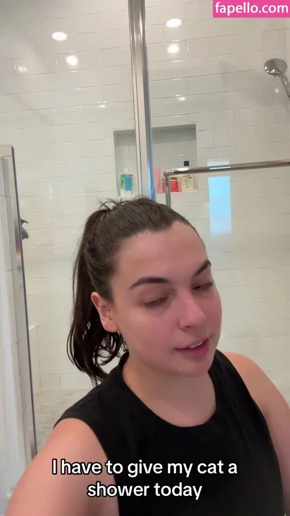 Isabella Gomez Onlyfans Photo Gallery 