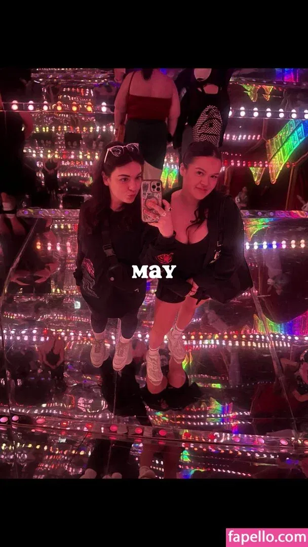 Isabella Gomez Onlyfans Photo Gallery 