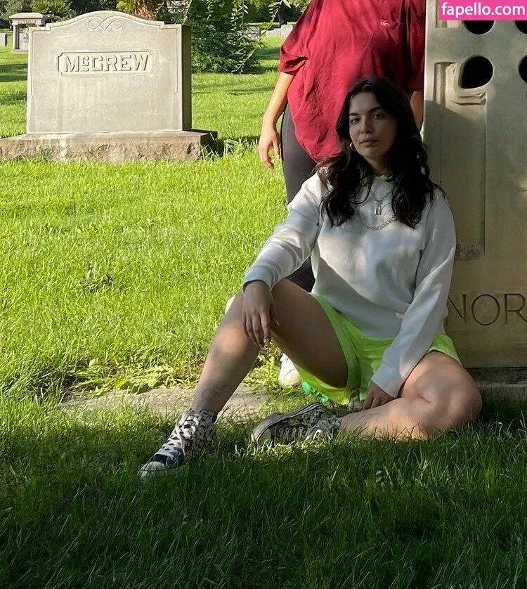 Isabella Gomez Onlyfans Photo Gallery 