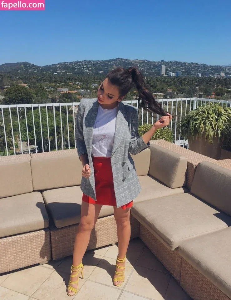 Isabella Gomez Onlyfans Photo Gallery 