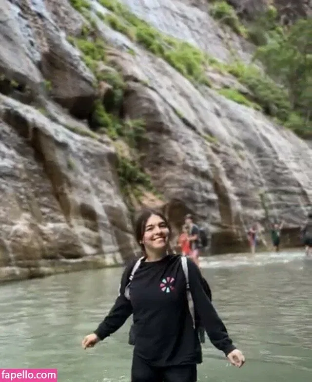 Isabella Gomez Onlyfans Photo Gallery 