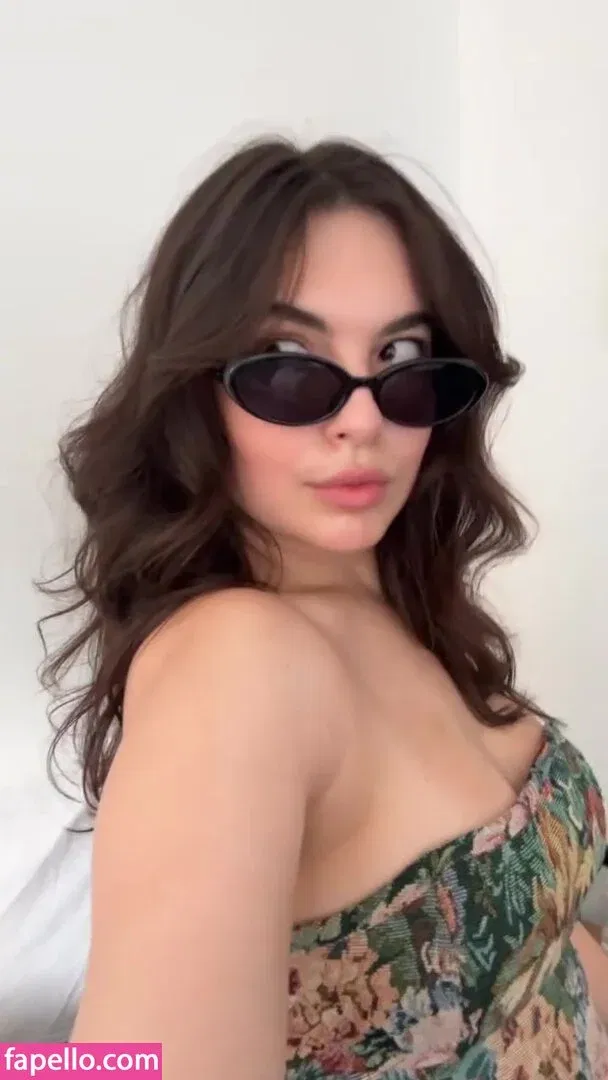 Isabella Gomez Onlyfans Photo Gallery 