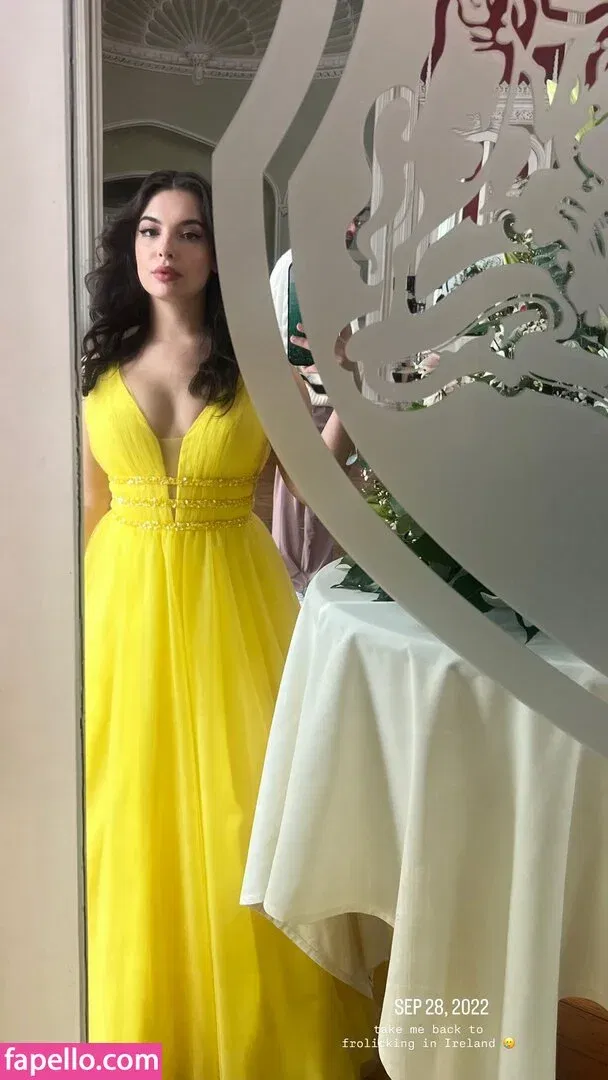 Isabella Gomez Onlyfans Photo Gallery 