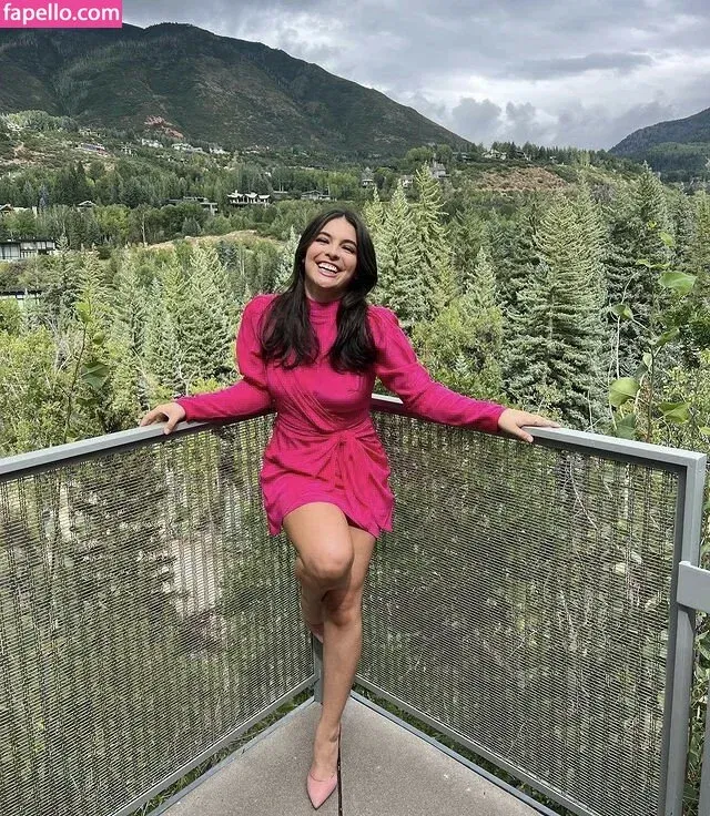 Isabella Gomez Onlyfans Photo Gallery 