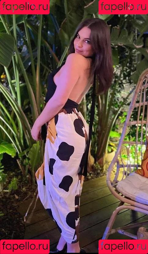 Isabella Gomez Onlyfans Photo Gallery 