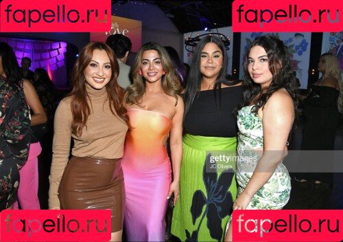 Isabella Gomez Onlyfans Photo Gallery 