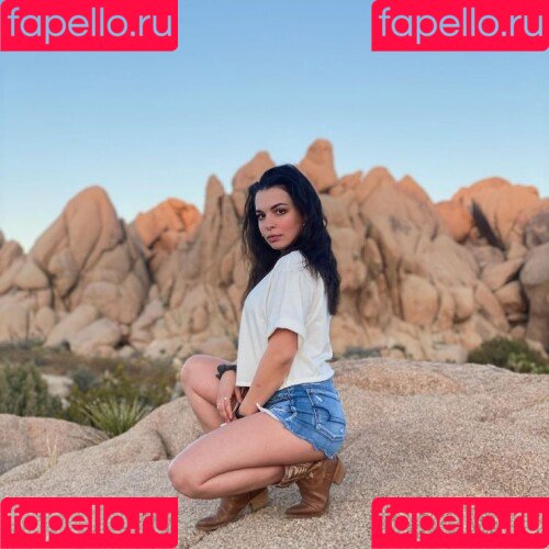 Isabella Gomez Onlyfans Photo Gallery 