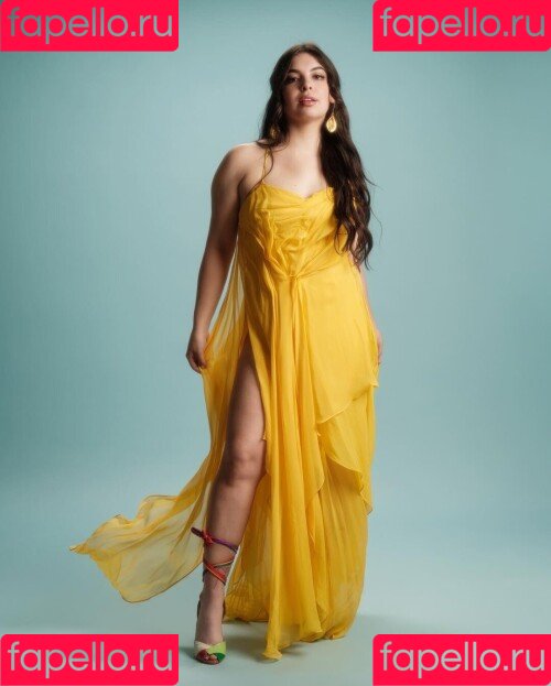 Isabella Gomez Onlyfans Photo Gallery 