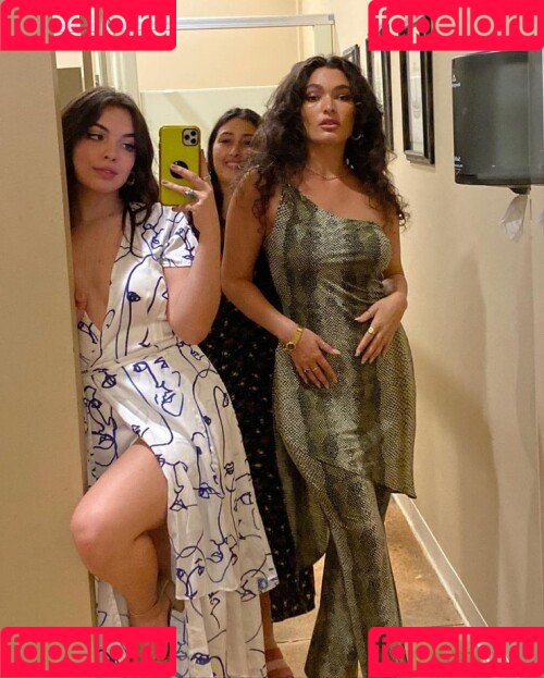 Isabella Gomez Onlyfans Photo Gallery 