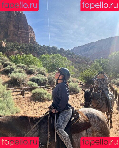 Isabella Gomez Onlyfans Photo Gallery 