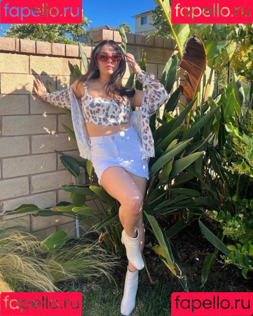 Isabella Gomez Onlyfans Photo Gallery 