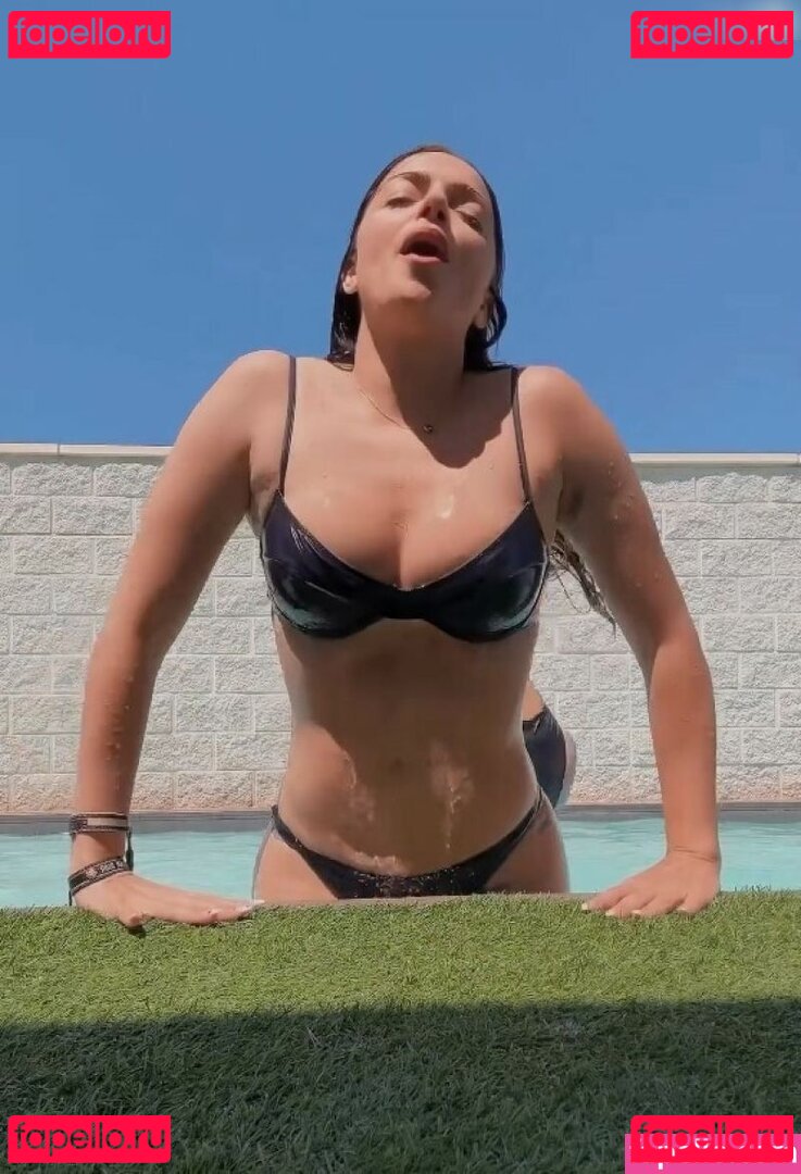 Anne Menden Nude Onlyfans Photo 40