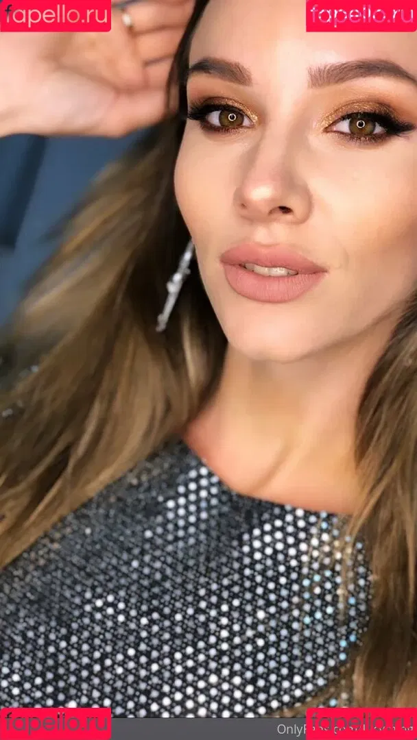 lucyming Onlyfans Photo Gallery 