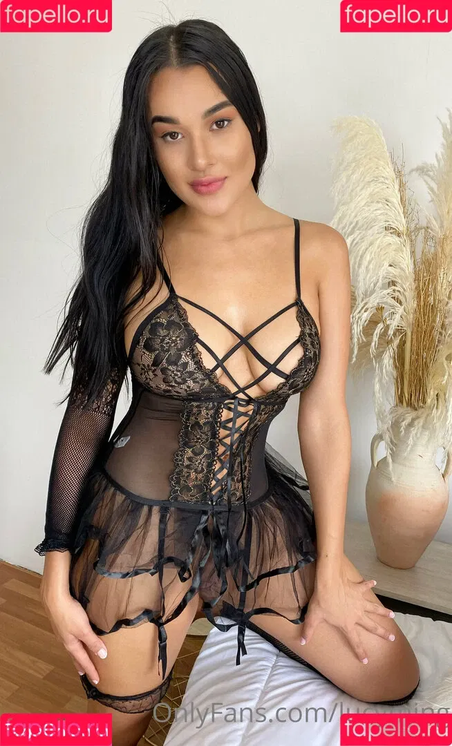 lucyming Onlyfans Photo Gallery 