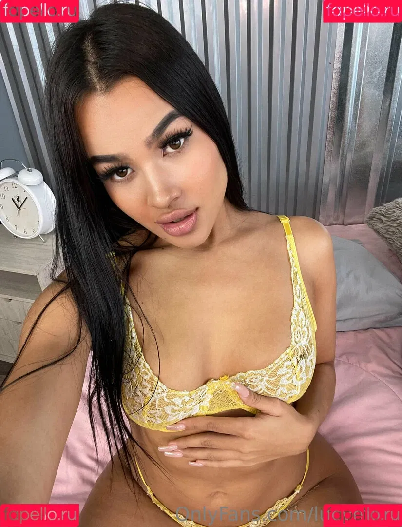 lucyming Onlyfans Photo Gallery 