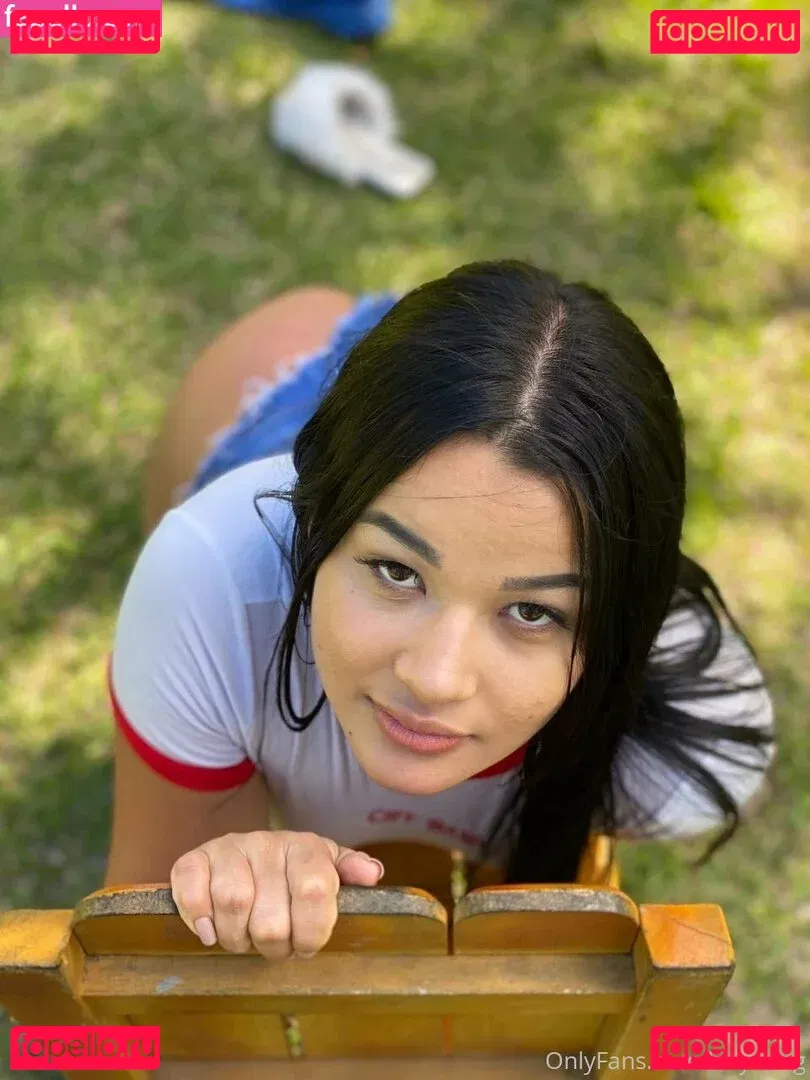 lucyming Onlyfans Photo Gallery 