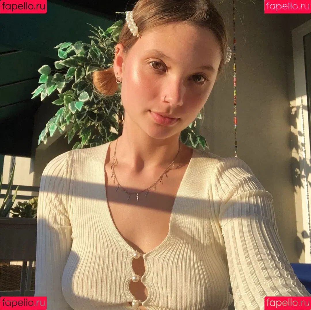 liittlekrissy Onlyfans Photo Gallery 