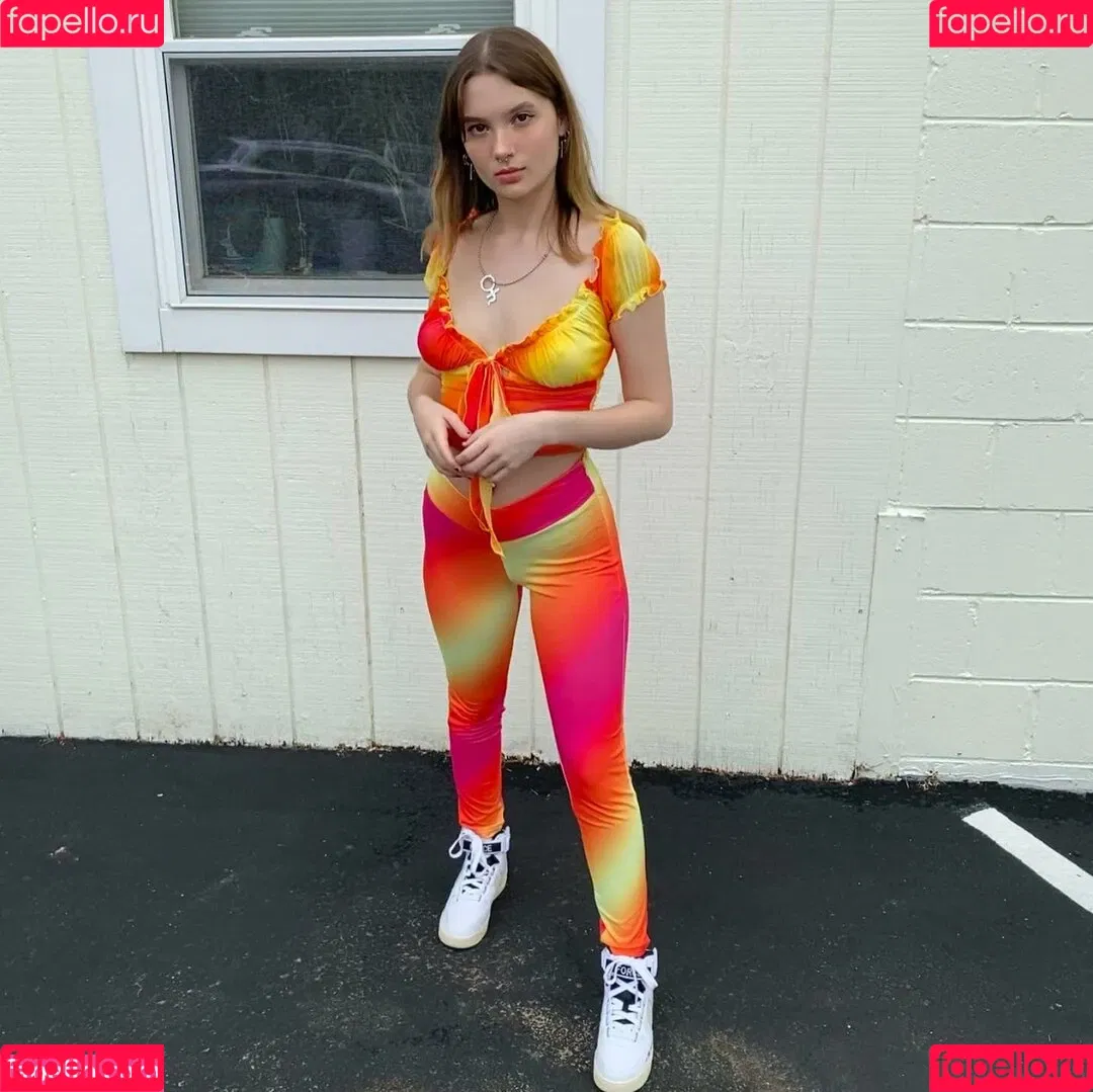 liittlekrissy Onlyfans Photo Gallery 