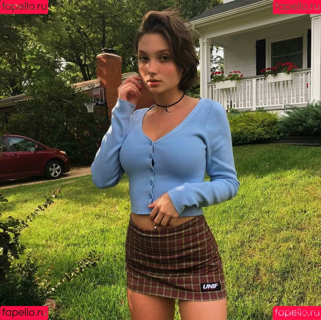 liittlekrissy Onlyfans Photo Gallery 