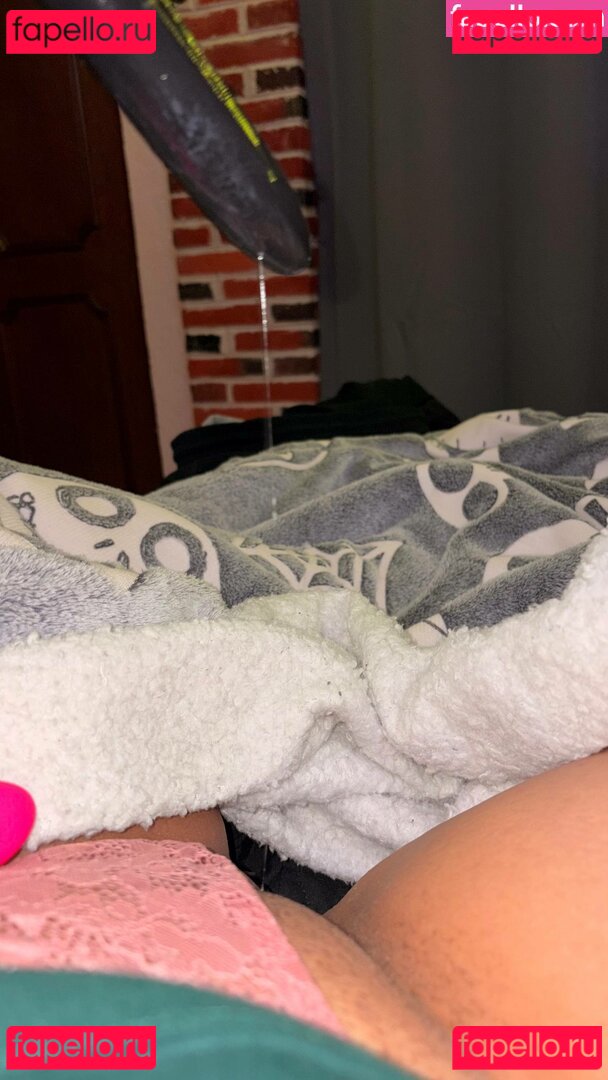 Laura Caballero Nude Onlyfans Photo 13