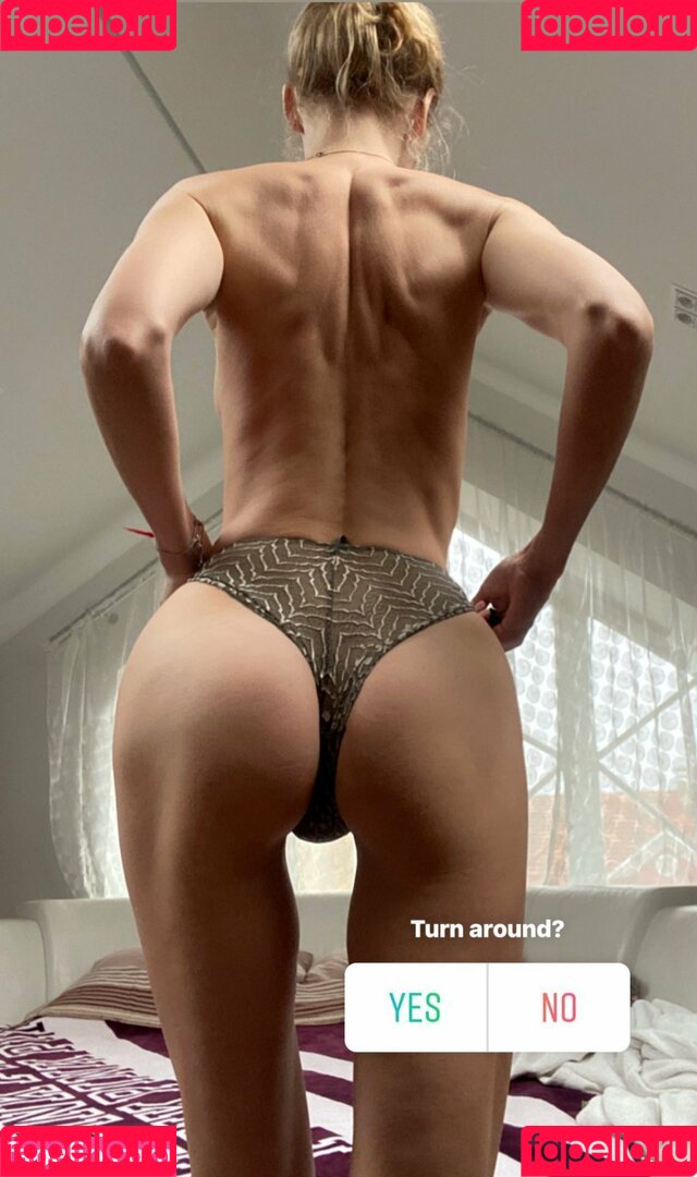 Bellolesya Onlyfans Photo Gallery 