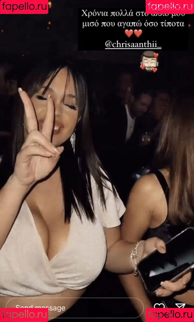 Chrysanthie Onlyfans Photo Gallery 