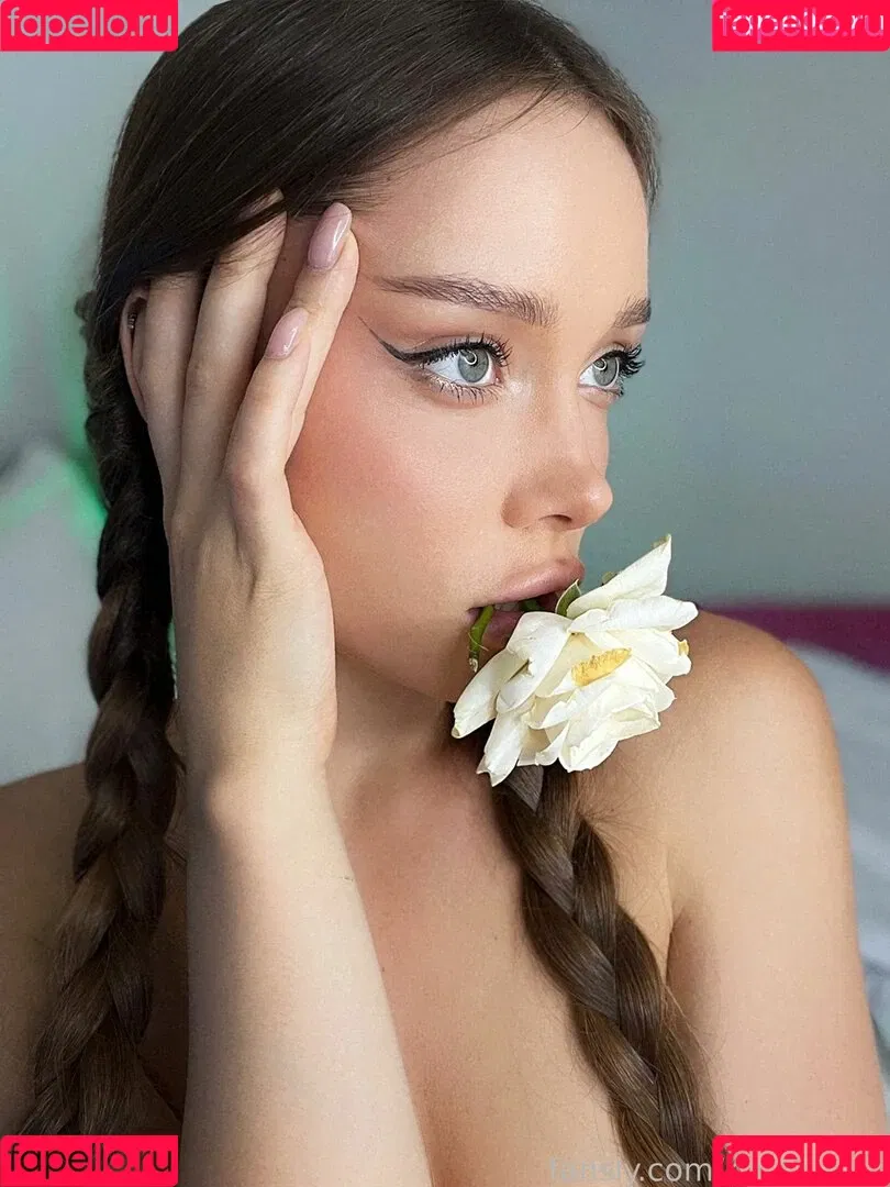 Kate Kuray Onlyfans Photo Gallery 