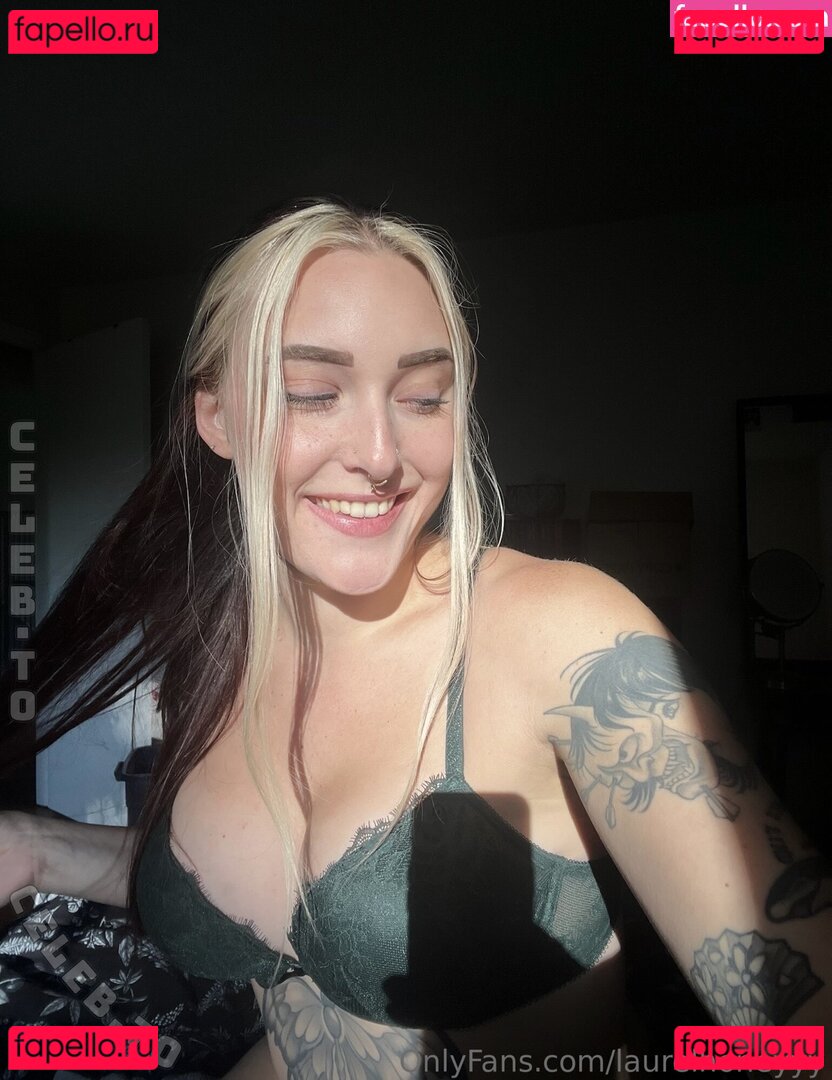 laurelhoneyyy Nude Onlyfans Photo 8