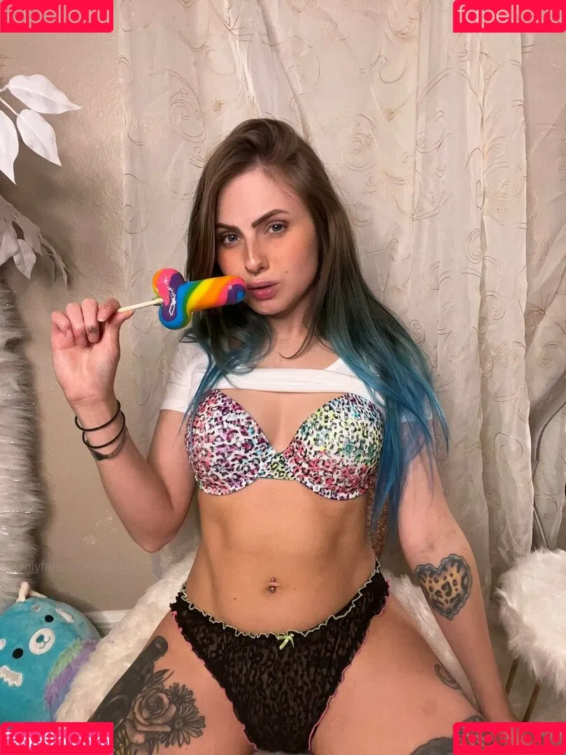 Tabby Ridiman Onlyfans Photo Gallery 