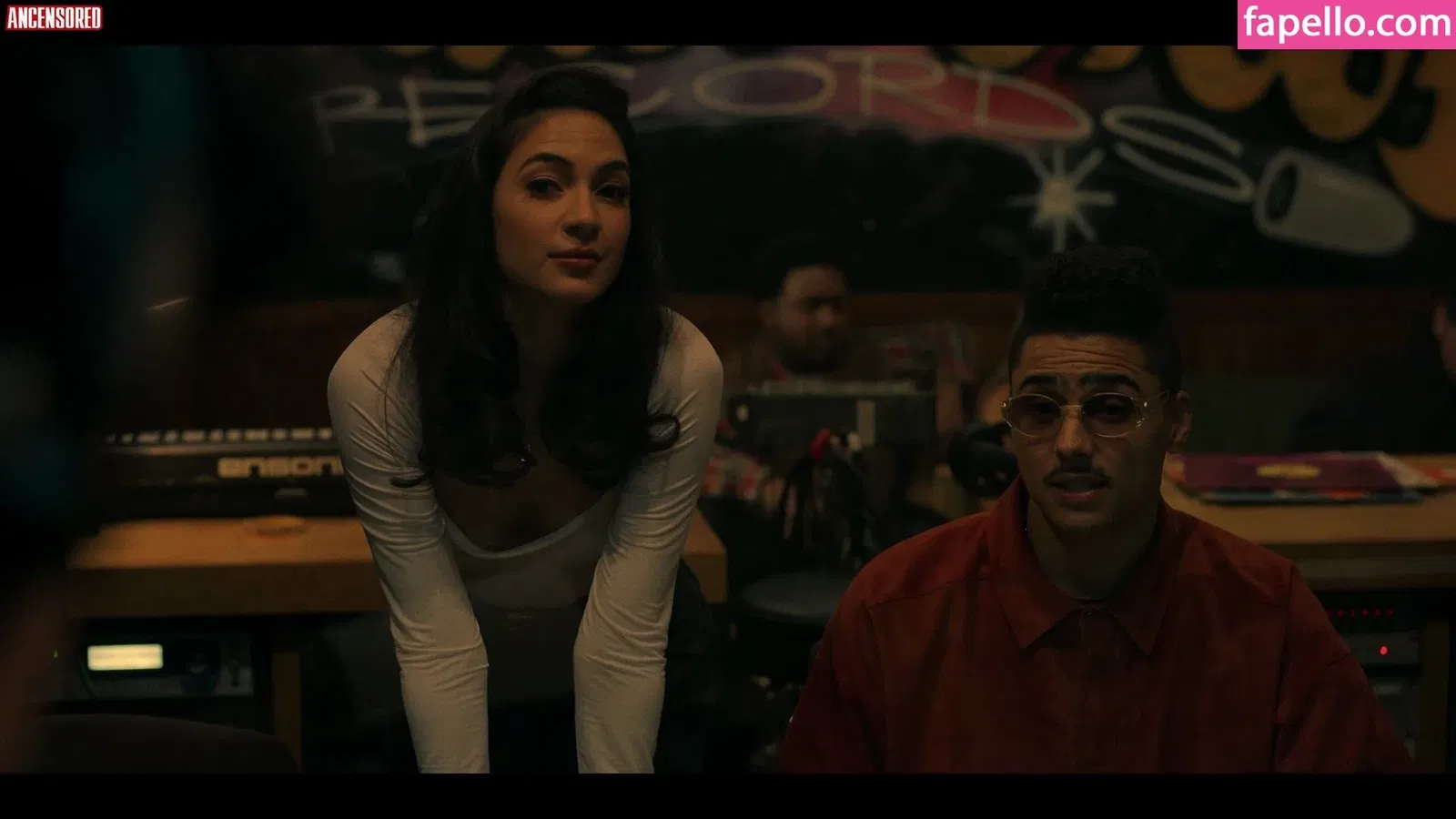 Natalee Linez Onlyfans Photo Gallery 