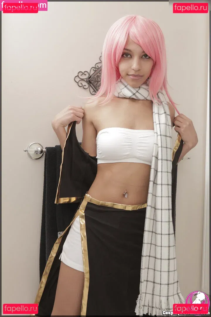 Domi Versailles Onlyfans Photo Gallery 