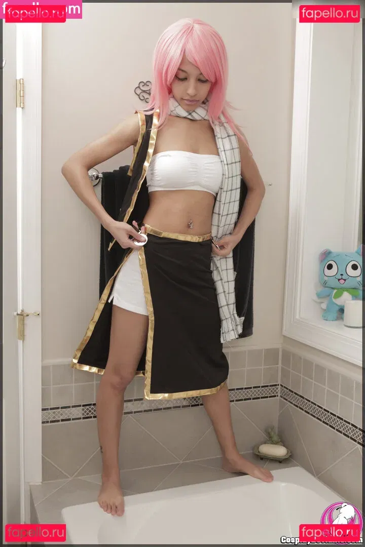 Domi Versailles Onlyfans Photo Gallery 