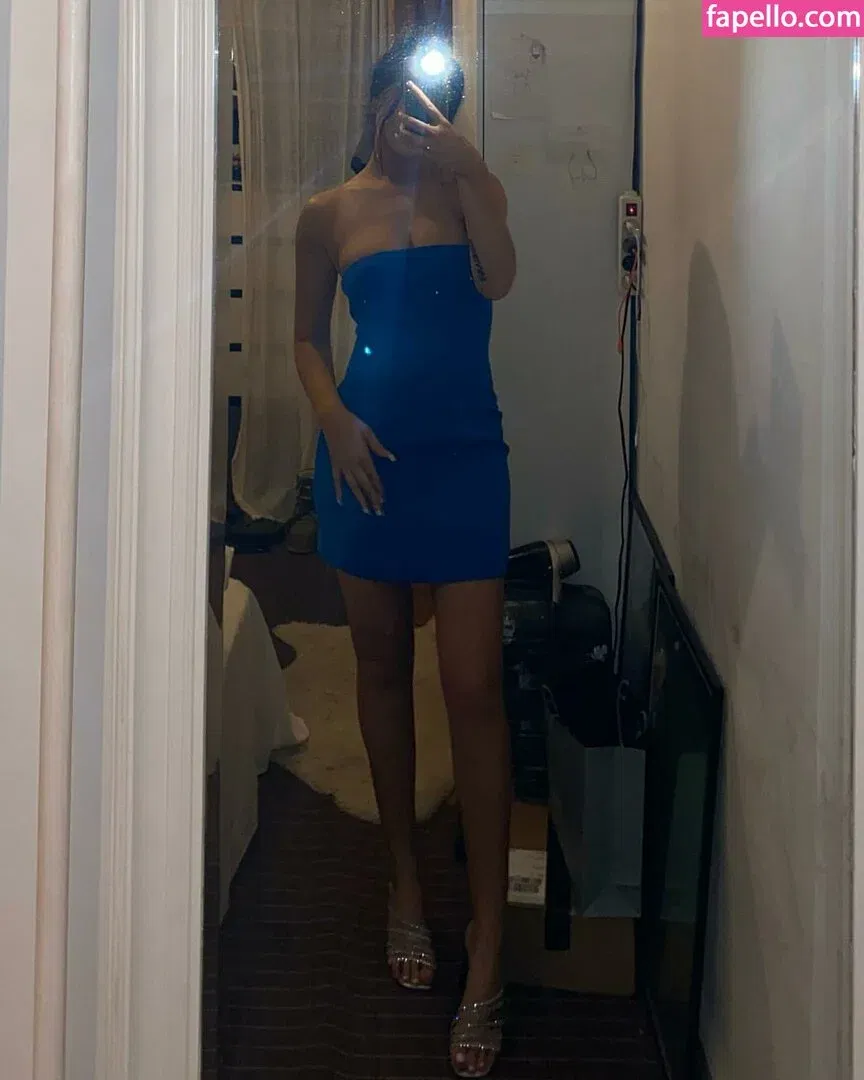 santa.luna Onlyfans Photo Gallery 