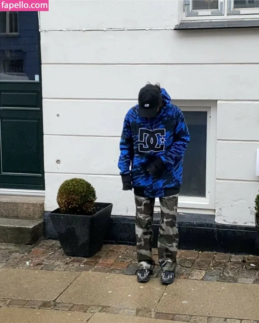 santa.luna Onlyfans Photo Gallery 